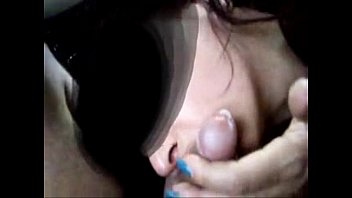Great blowjob and swallow in the car