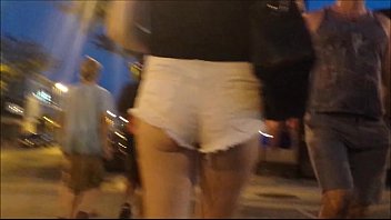 18 yo teen gf voyeur pawg booty daisy dukes caught in public