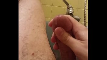 loosening bathtub tantric cum-shot